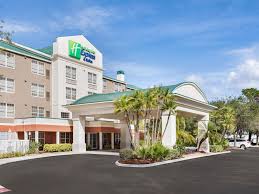 Jumping into the gulf of mexico is like sipping a cool. Preisgunstige Holiday Inn Express Hotels Von Ihg In Venice