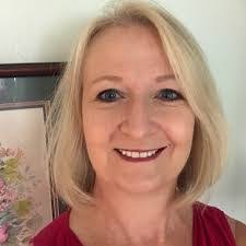 Marcy Davis's Instagram, Twitter & Facebook