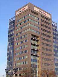 Mit 700 mitarbeitern in der hauptverwaltung ist die targobank eine der größeren bankenarbeitgeber am finanzplatz düsseldorf. Targobank Wikipedia