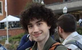 Moses Barrett's Instagram, Twitter & Facebook