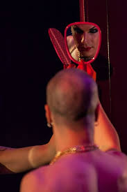 É a diferença que me está a. Dezanove Noticias E Cultura Lgbti