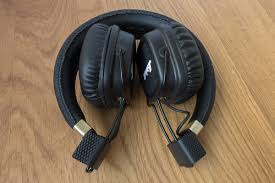 Faltbare kopfhörer sind gut zu transportieren, da sie in der tasche nur wenig platz brauchen. Unplugged Marshall Major Ii Bluetooth Kopfhorer Aufgesetzt Und Angehort