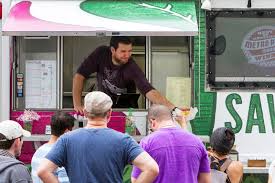 ¿quieres comenzar en el apasionante mundo de los food trucks, de manera rápida y económica? City Attempts To Strike A Careful Balance With New Food Truck Regulations The Knoxville Mercury