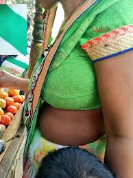 shweta bhabhi on X: Erotic side boobs...close voyeur...Bulging  boobs..Erotic Bhabhi... t.cofVUUOwXBRM  X