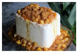 Calda De Banana Caramelada Para Sorvete Sorvete De Cabeca Para Baixo Com Bananas Carameladas Com Imagens Ideias Receitas De Cozinha Sobremesas Individuais