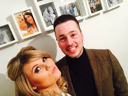 Jade Valencia (@JadeAshtonKing)