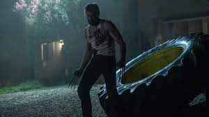 In Naher Zukunft Schutzt Ein Abgekampfter Logan Einen Gebrochenen Professor X In Einem Versteck Nahe Der Mexikanische Logan Movies Wolverine Movie Hugh Jackman
