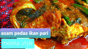 Asam pedas merupakan menu masakan melayu yang tersohor di melaka dan johor. Asam Pedas Ikan Pari Melaka Style Resepi Asam Pedas Melaka Youtube