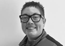 Michelle Waring's Instagram, Twitter & Facebook