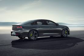Außerdem bietet er ein ebenso dynamisches wie intensives fahrgefühl und eröffnet ihnen eine neue art der mobilität. Peugeot 508 Everything You Need To Know Car Magazine