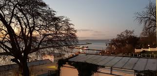 L'haus victoria si trova a 5 minuti a piedi dal porto di sassnitz. Haus Victoria Ferienwohnung Hafenblick In Sassnitz Mecklenburg Vorpommern