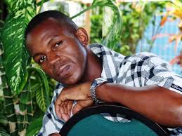 $200k bail each for reporters who attempted to extort money from  businessman