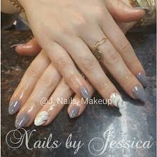 Fill your plastic container half way with water and pour in each polish separately on top of the last color. Nexgen Dip Powder Nails With Marble Nail Art Almond Shaped Dip Powder Nails Almond Shape Nails Powder Manicure