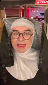 A message from me! Bargain of the week! @elainepaigeofficial love her!  She's my mother! #elainepaige @bbcradio2 #showtunes #musicals #cats #evita  #chess #piaf