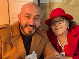 Cuando lupillo rivera respondió a christian nodal por pronunciarse ante su decisión de quitarse el tatuaje que tenía de belinda en su brazo, la respuesta del hermano de la diva de la banda fue. Lupillo Rivera The Singer S Mother Talks About The Tattoo In Honor Of Belinda That Was Erased Market Research Telecast