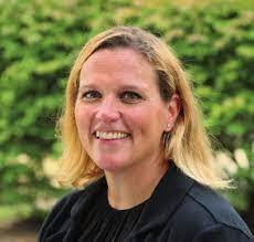 Dana Marder's Instagram, Twitter & Facebook