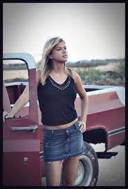 She is the daughter of angela collette and younger sister of mindy collette. Whip Smart Beautiful Take No Prisoners Tyra Friday Night Lights Friday Night Lights Celebs Celebrities