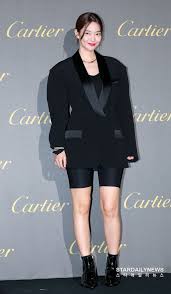 The campaign follows a theme of beautiful moments in autumn and the featured jewelry belongs to the anna p. Shin Min Ah Cartier Breathlesssurvival