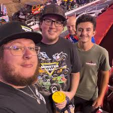 QB Bryce Underwood, the No. 1 overall prospect in the 2025 ESPN Junior 300  class, has committed to LSU Football ! 🐯