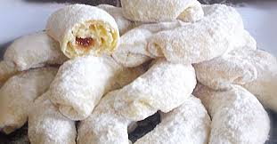 Knusprige Vanillekipferl Top Rezepte De Rezept Tschechisches Essen Kuchen Rezepte Einfach Beste Rezepte