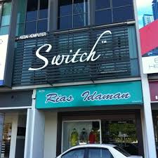 Northern region largest shopping mall. Switch Service Center Apple Premium Service Provider Queensbay Bayan Lepas Pulau Pinang