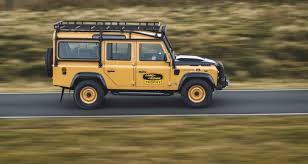 Camels are used for riding, transport and agricultural work. Land Rover Defender Mit 405 Ps Erinnert An Die Camel Trophy Auto Medienportal Net
