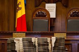 Curtea constitutionala a republicii moldova se afla in afara puterilor legislativa, executiva si judecatoreasca. Curtea ConstituÅ£ionalÄƒ ObÈ›ine Noi Privilegii