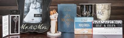 How much cash should you give for a wedding present? Wedding Gifts