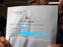 Contoh membuat surat laporan pengaduan ke polisi written by admin format surat laporan polisi polisi merupakan aparat penegak hukum yang memberikan pelayanan serta pelindungan kepada masyarakat. Korban Pemerkosaan Oknum Dewan Pengawas Bpjs Tk Lapor Ke Bareskrim