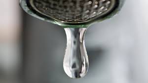 Ulrich ropertz, geschäftsführer beim deutschen mieterbund in berlin, erklärt: Wer Bei Reparaturen In Der Mietwohnung Zahlen Muss Wirtschaft Sz De