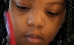 Indianapolis artist, 7, sells out gallery in minutes