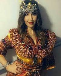 Ne Bylka K Bylle Kabyle Kabylie Tiziouzou Bejaia Bouira Imazighen Amazigh Jsk Robe Kabyle Ora Traditional Outfits Fashion Traditional Dresses