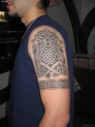 However, in today's modern age, many women also wear celtic tattoos, and some designs have a feminine touch. Top 125 Awesome Celtic Tattoos For The Year Body Tattoo Art