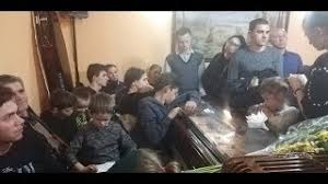 Persoanele cu dizabilități ale aparatului locomotor pot importa, o dată la 5 ani, cu scutire de plata accizelor, un mijloc de transport destinat transportării lor, clasificat la poziția tarifară 8703 (cu capacitatea cilindrică a motorului de până la 2500 cm3 inclusiv), indiferent de termenul de exploatare. Predica Cristi Boariu Mesaj Emotional La Inmormantarea Lidiei Mama Celor 18 Copii Crestintotal Ro