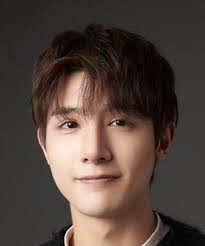 Zhu Yi Wei (朱一未)