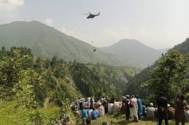 Pakistan tries to rescue 8 trapped in broken cable car hundreds of feet up  | The Times of Israel