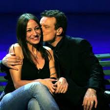 Giovanni calone 69 anni, 3 maggio 1951 (toro), napoli (italia) dettagli biografia, filmografia, premi, news e rassegna stampa. La Figlia Di Massimo Ranieri E Cristiana Calone Il Cantante L Ha Riconosciuta Dopo Anni