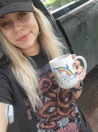 Happy Monday!! (Last one of 2020) Go out and make it a “Good Day”! 😉  #anchor #reporter #tvnews #charlotte #queencity #morganinthemornings