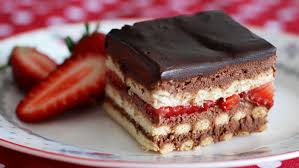 Gateau Petits Beurre Chocolat Et Fraises Lebensmittel Essen Dessert Ideen Rezepte