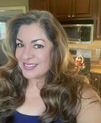 I used to subscribe to Taste of Home, Country Woman magazines and loved  them both. I had not read one for a few years. I recently subscribed to  Taste of Home again,