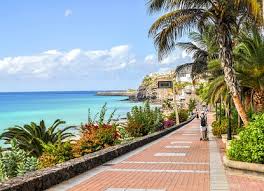 Parallel zur straße führt eine promenade in die altstadt. Shopping In Morro Jable Fuerteventura Arrivalguides Com