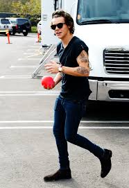 Harry styles's boots one direction saint laurent chelsea boots these pictures of this page are about:harry styles chelsea boots. Harry Styles Harry Styles Chelsea Boots Harry Styles Headband Harry Styles