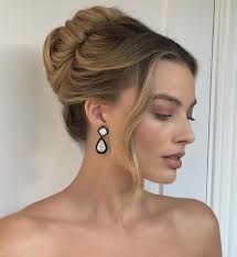 acconciature capelli: Notizie ed articoli di acconciature capelli