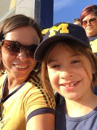 Lori Withrow Ginbey (@loulouannb)