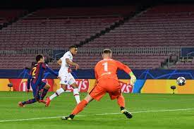 So for mbappe, i know he adores ronaldo but. Video Mbappe Scores Major Champions League Goal Against Barcelona To Give Psg The 2 1 Lead Psg Talk