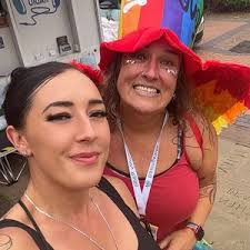 Lin Thomas 💪🏽 🏳️‍🌈 (@linthomas23)