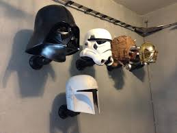 Diy Wall Mounted Helmet Stand Step By Step Star Wars Man Cave Star Wars Helmet Star Wars Furniture