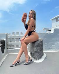 Mimi Boliviana - Free nude pics, galleries & more at Babepedia