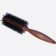 I also think it's good to spend some time finding the right brush for your hair type; Round Brush 14 Rows Pure Boar Bristles Fabrication Francaise Plisson 1808