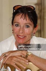 Geraldine Mclean's Instagram, Twitter & Facebook